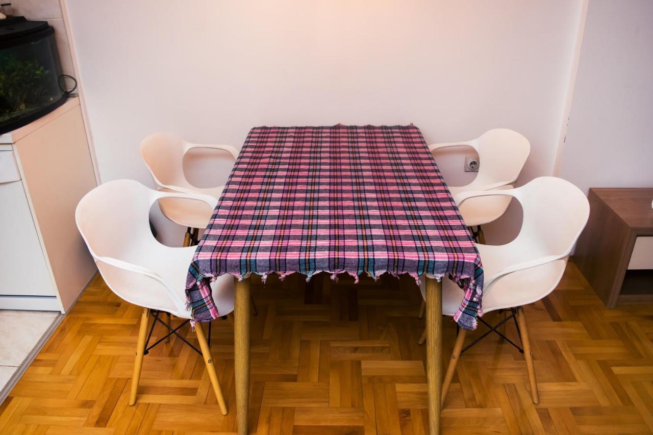 Apartment Aleksija Ni Kültér fotó