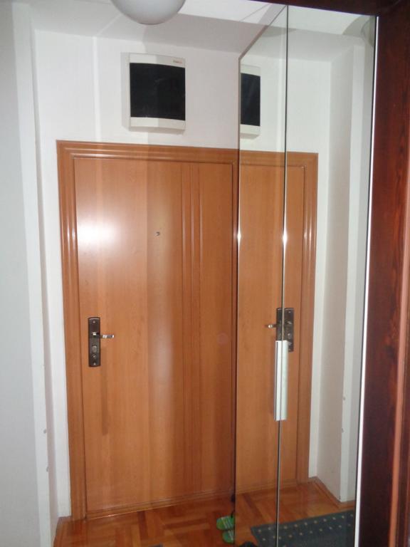 Apartment Aleksija Ni Kültér fotó