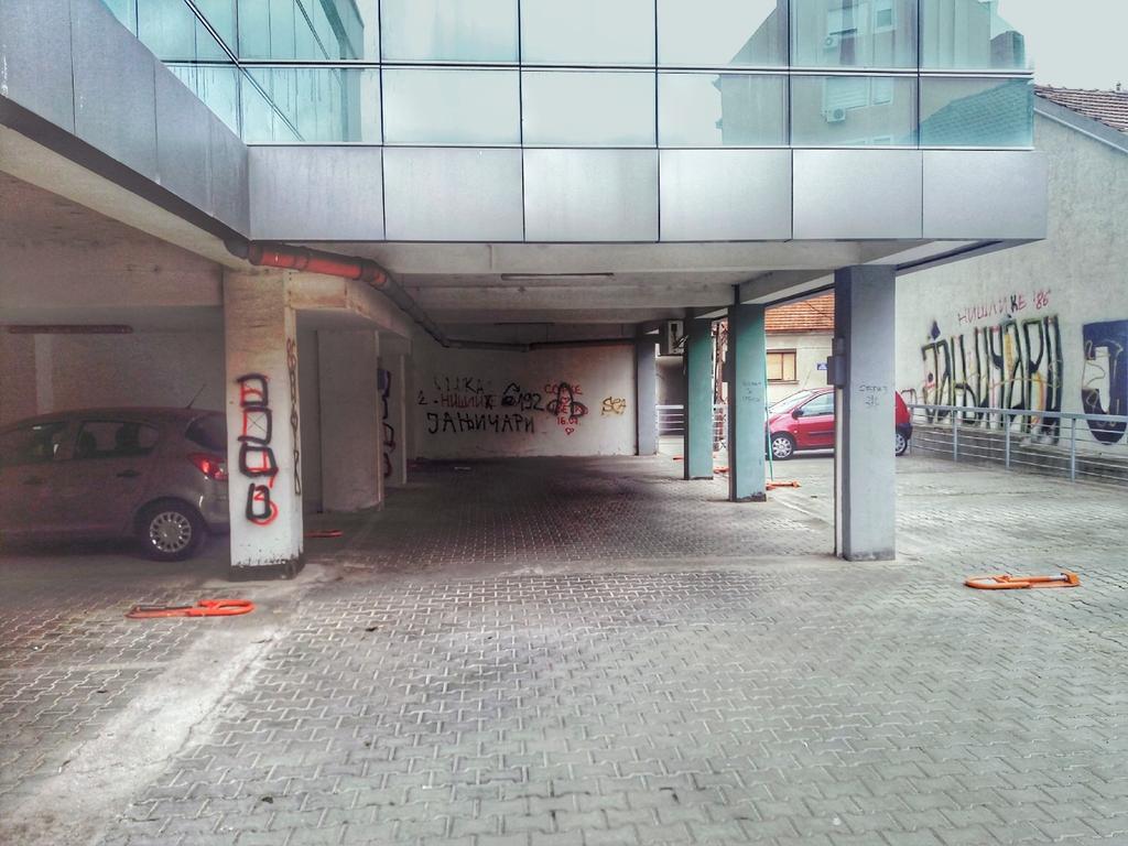 Apartment Aleksija Ni Kültér fotó
